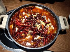 -山城外·非遗酸菜鱼(财富中心店)