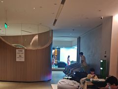 -涨巢·潮玩水疗局