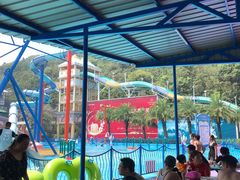 -平湖九龙山乐满地水上乐园