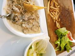 奶油炖鸡-火车头法国西餐厅