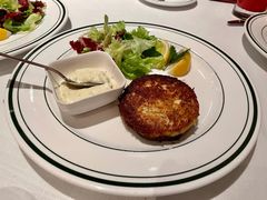 招牌蟹肉饼-Wolfgang’s Steakhouse 沃夫冈牛排馆(上海白玉兰广场店)
