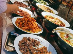 -布罗城堡自助烧烤(鸿通城购物中心店)