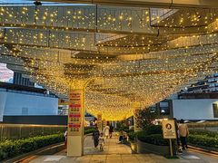 -瑞虹新天地月亮湾