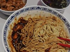 -鲁达面馆本帮风味(共康东路店)
