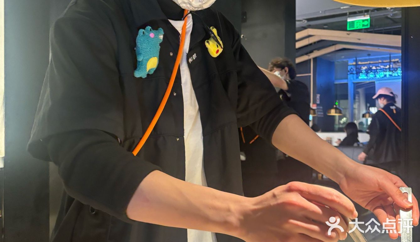 这家店好多帅哥！！！！