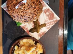 -FAT COW(虹梅路店)