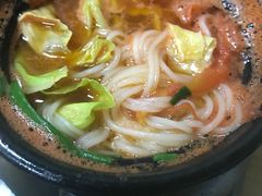 -李记特色罐罐米线(重庆中环大厦店)