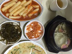 -拌来拌去石鍋拌飯(文鼎店)