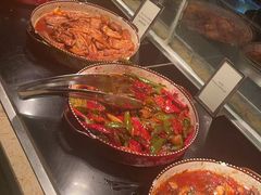 -大中华希尔顿酒店-念自助餐·嗨啤·小龙虾