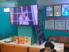 -荒岛实景沉浸密室(江汉路1店)
