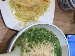 -西部马华清真兰州牛肉面·烧烤夜市(三里河店)