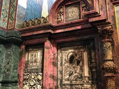 -滴血救世主教堂