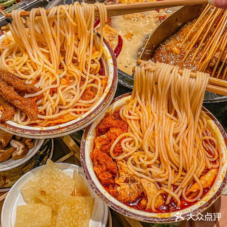 成都首家螺蛳粉火锅真的愿意再来100次‼️