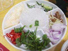 -官塘陈记鱼生·潮汕砂锅粥·牛肉火锅(潮枫路总店)