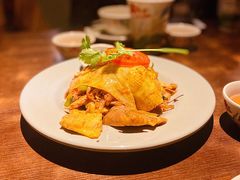 -大头虾越式风味餐厅(光明广场店)