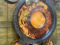 -黄潇洒老火锅(九眼桥宏济巷店)