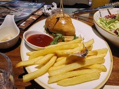 -TIGERS老虎西餐(亦庄店)