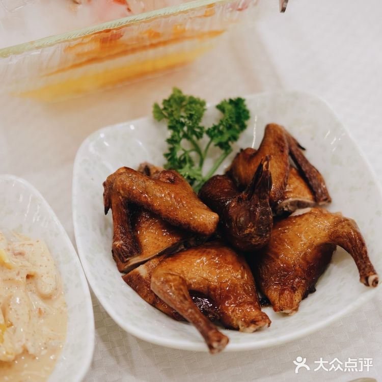 💥粤味惊艳！这家粤菜馆太好吃了🍲