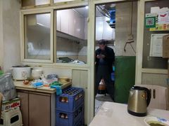 -秦镇西街老四米皮专卖店(自强西路店)