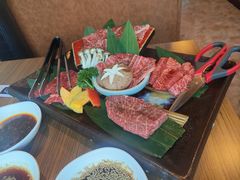 -炼火烤肉店