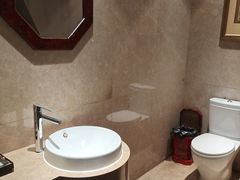 -麒麟华膳汇(飞泷商务大厦店)