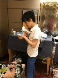 -北京七彩云南翡翠珠宝旗舰店(月坛店)