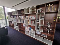 -上海可达汽车销售服务有限公司