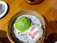 -乐忻皇朝(上海中心大厦店)