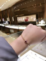-世纪缘珠宝(济南品牌店)
