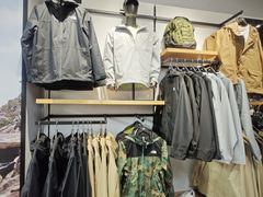 -百联奥特莱斯广场(南京店)
