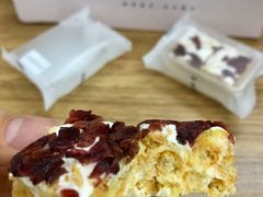 -良品铺子(白云新世界店)