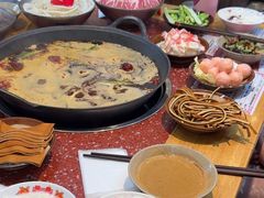 -赵美丽·重庆社区火锅·直营店(火车东站·中豪国际店)