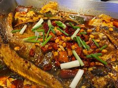 -鸣记脆皮烤鱼·海鲜烤鱼(亿合城店)