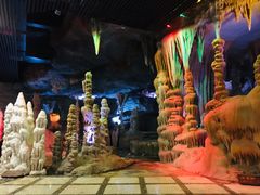 -泉城欧乐堡戏水湾艺术养生温泉