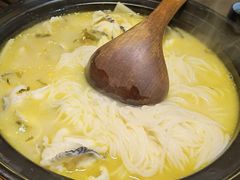 -九锅一堂酸菜鱼(学府凯德店)