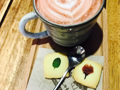 樱花拿铁-新沙洞咖啡(泉乐坊店)