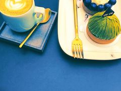 -UNI UNI(环亚凯瑟琳店)