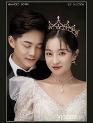 -雪中彩影婚纱摄影·微光艺术中心