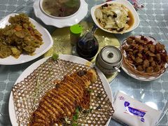 -天天向上素食餐厅(五台山店)