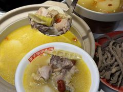 -李子坝梁山鸡(李子坝大鸡哥店)