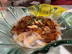 -渝信川菜 · 川味家常菜(财富购物中心店)