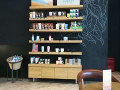 -星巴克臻选(济南恒隆店)