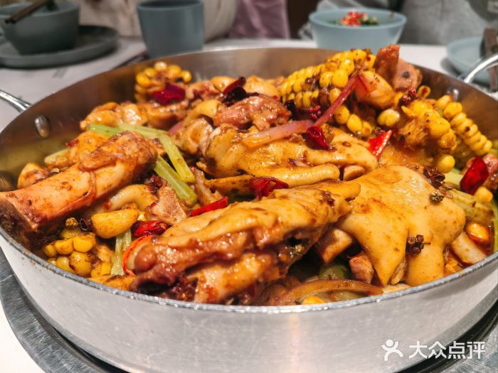 小街猪手(团结湖店)干锅猪蹄锅图片