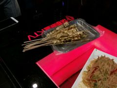 -蓝尊量贩(黄河路店)