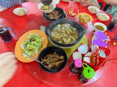 -兴记肉骨茶 (甲洞大街第二新分店)