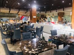 大堂-云海轩·海鲜自助-河北云瑧世纪大饭店1F