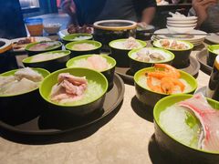 -V-ONE西雅图海鲜自助餐厅(仓山万达广场店)