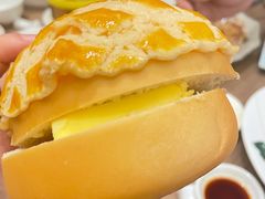 菠萝油包-创元千禧大酒店 · 香港轩