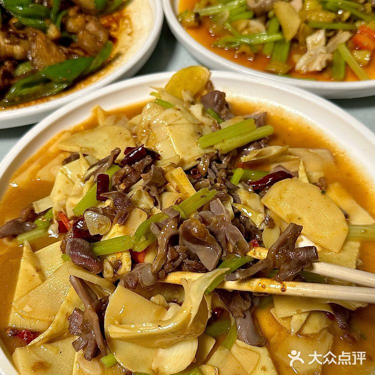 路边苍蝇馆子！！！丝毫没有给厦门人面子！！！