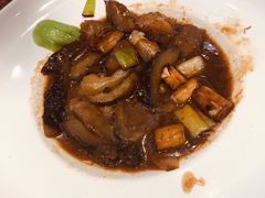 大葱烧海参-鸿源斋清真豫菜(惠济店)